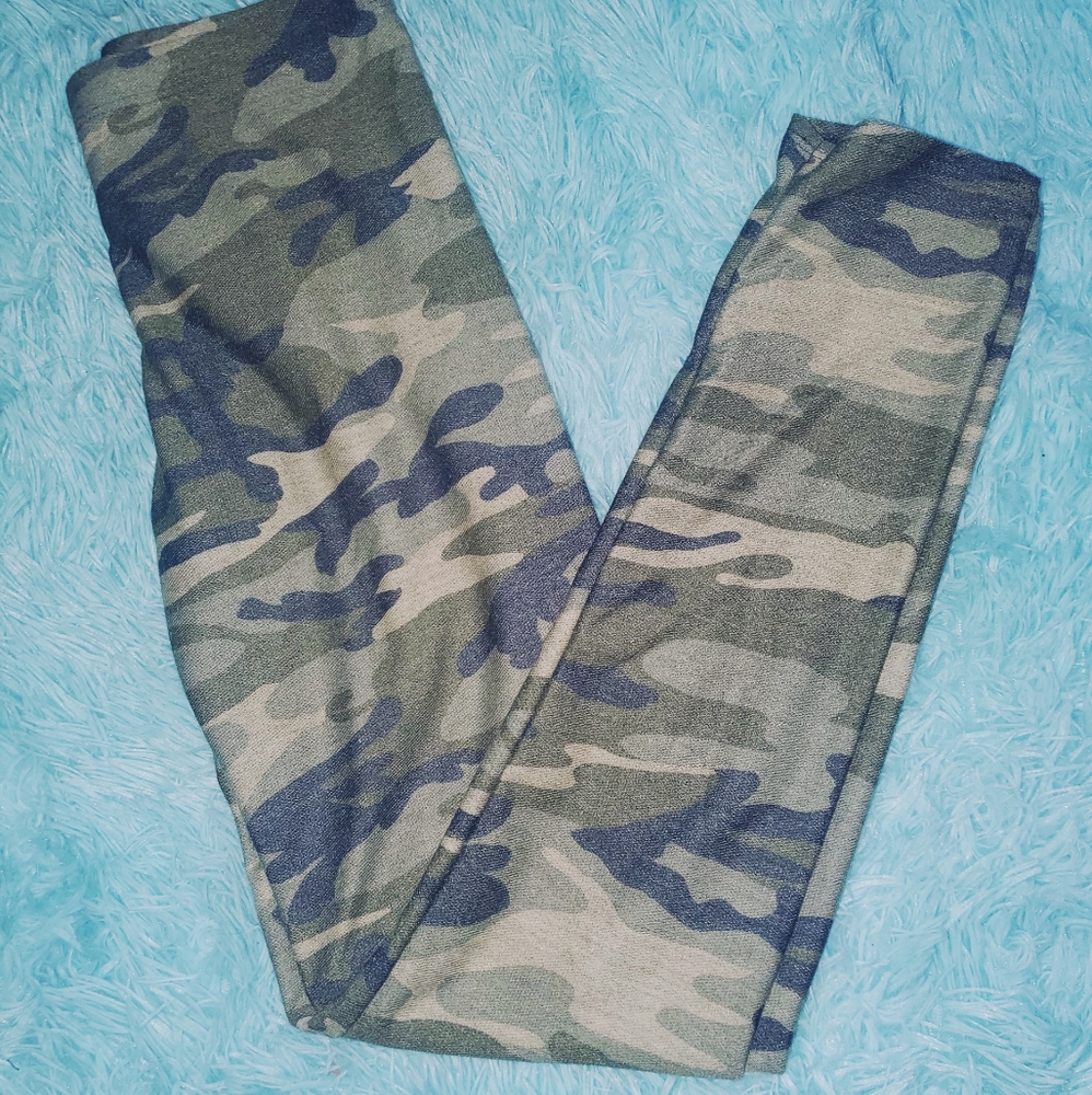 camo print leggings